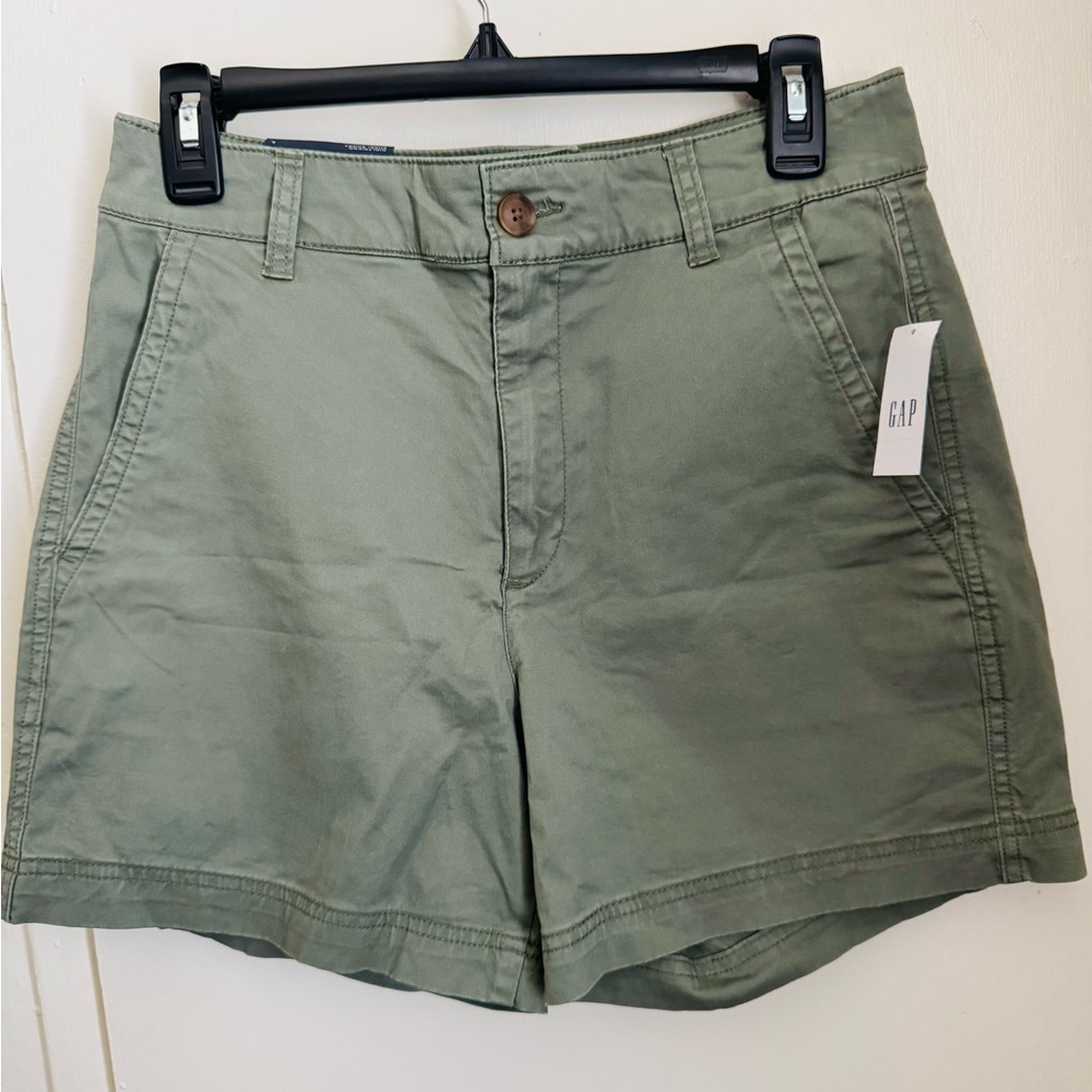 High Waisted Gap Olive Green Cargo Shorts